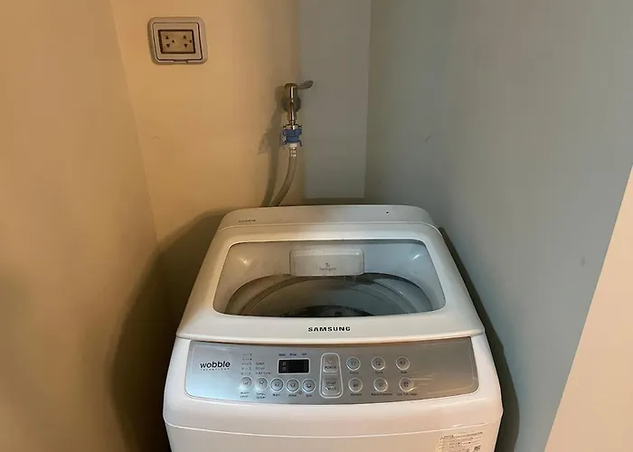 Tropical 1br Uptown Parksuites Bgc With Netflix 200mbps Apartamento *